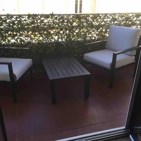Trendy Apartment With 2 Bedrooms,2 Full Bathrooms Each With Shower,Toilet,Sink, 500M From The Centre, Private Secure Parking Apartment Cannes